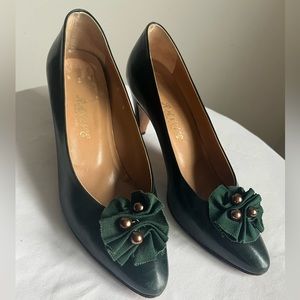 🎉Sale🎉 Vintage RAVNE green heels size 8